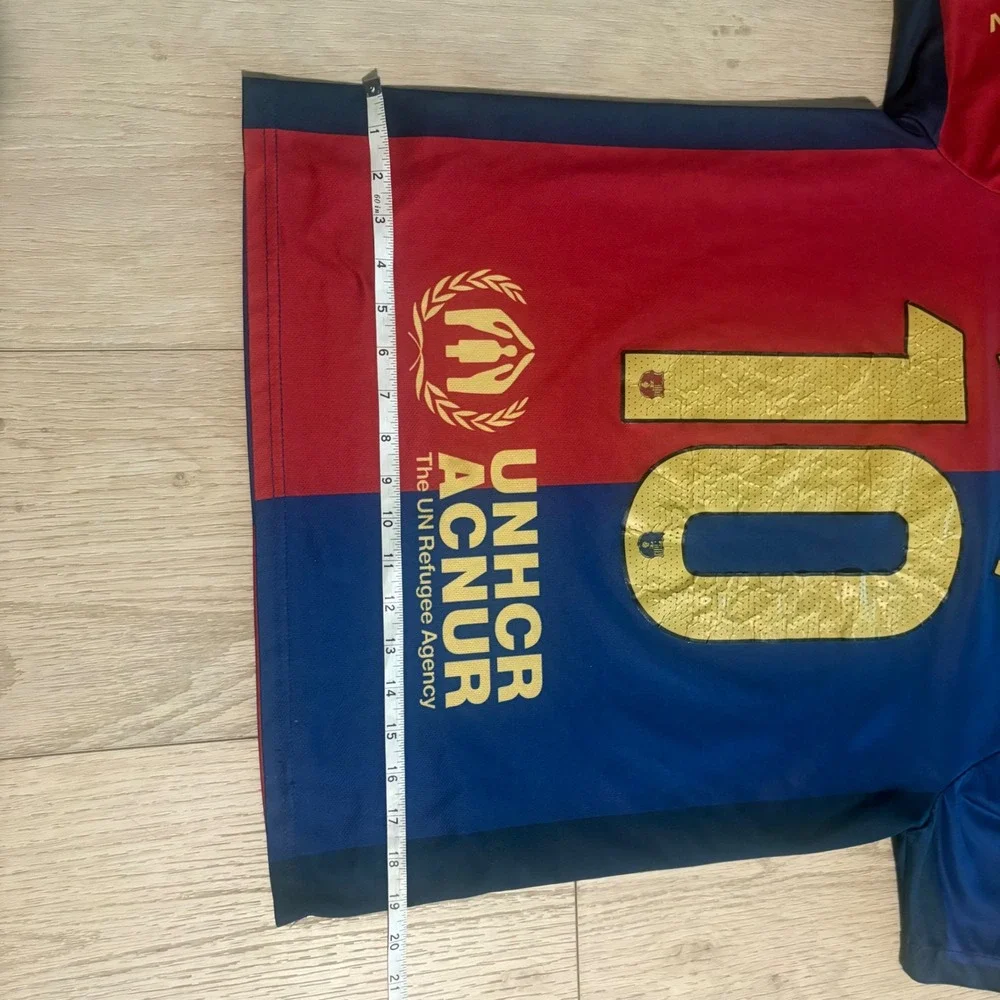 Vintage FC Barcelona Lionel Messi Jersey Size Small
